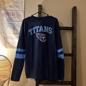Tennessee Titans Long Sleeve Graphic Top